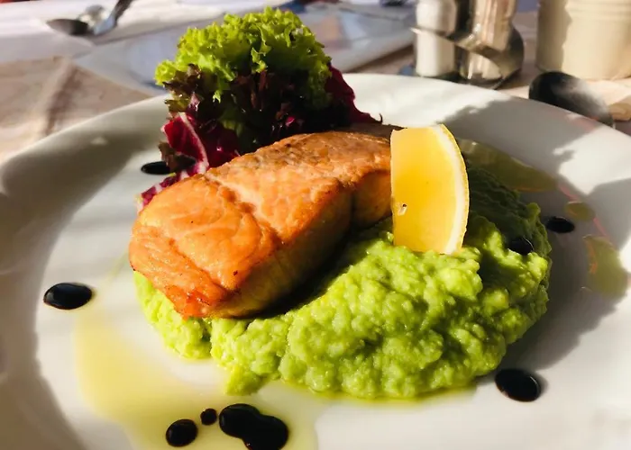 Intersport 3* Stomfa